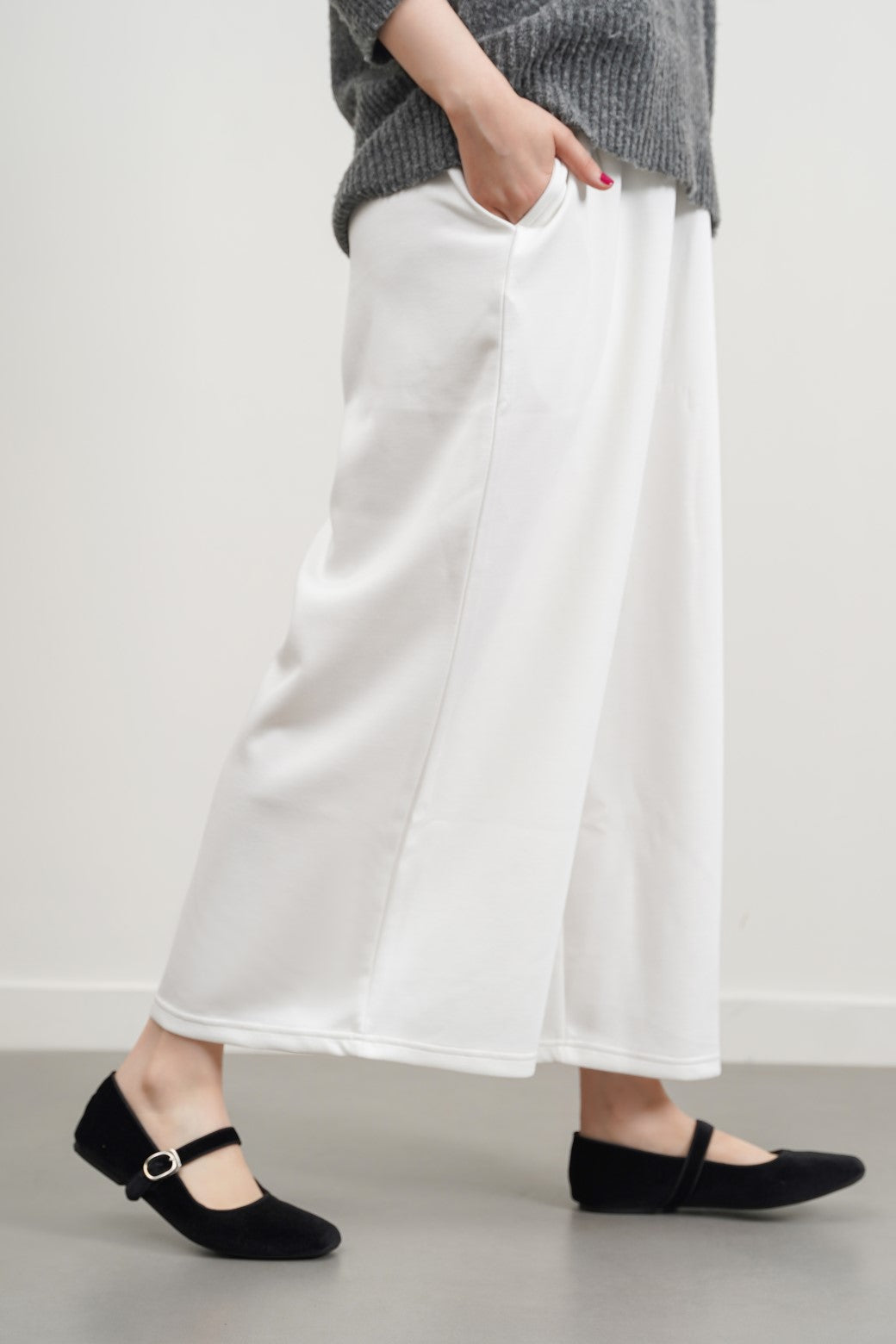 HIGH-WAIST CULOTTES | CULOTTES | collection-fall-winter-24, collection-woman-apparel-new-in, collection-woman-fall-winter-24, collection-woman-pants, FW-24, WOMAN | LAMA