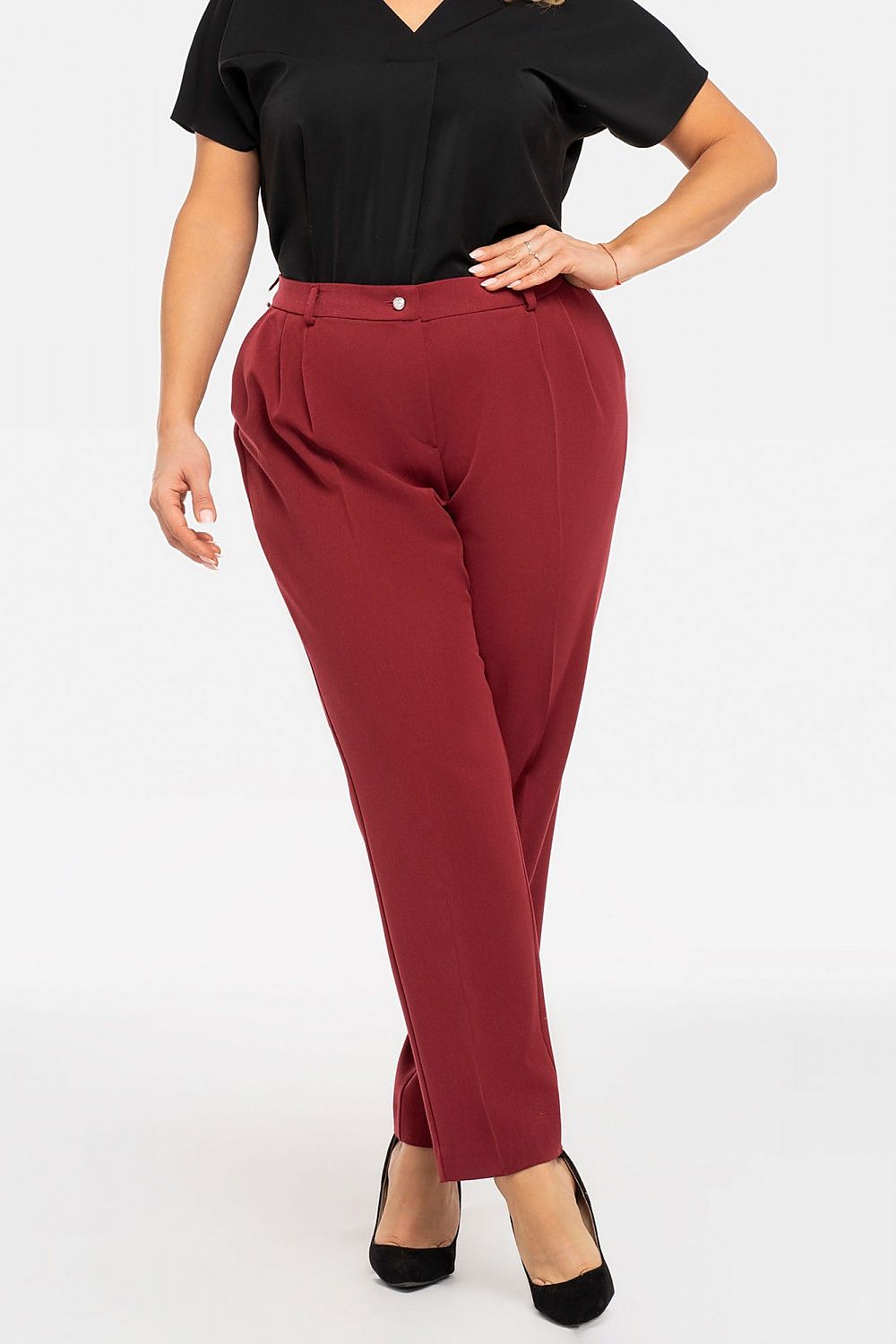 Pantalon taille plus model 190932 Karko | Matterhorn_Category_/FEMME/V?tements Femme/Grandes tailles/Pantalon taille plus, Matterhorn_Color_rouge, Matterhorn_ProductId_190932, Matterhorn_Type_Pantalon taille plus, Matterhorn_Vendor_Karko | Karko