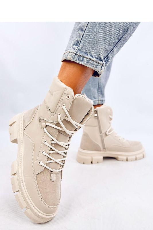 Bottes model 201975 Inello | Matterhorn_Category_/FEMME/Chaussures Femme/Bottes et boots, Matterhorn_Color_beige, Matterhorn_ProductId_201975, Matterhorn_Type_Bottes, Matterhorn_Vendor_Inello | Inello