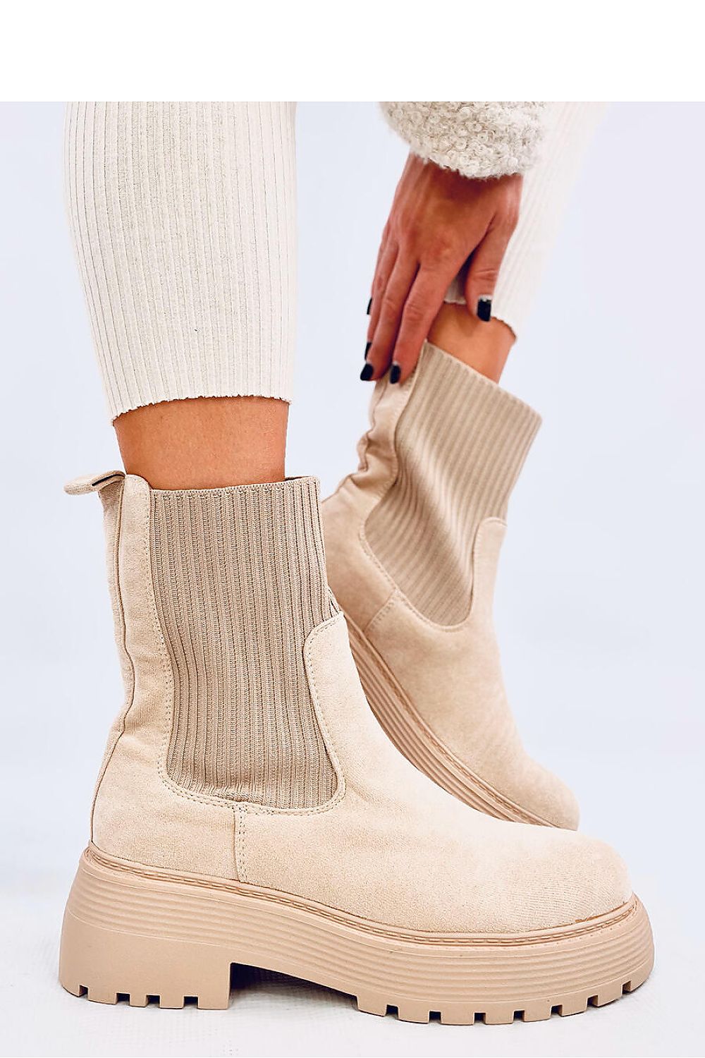 Bottes model 201979 Inello | Matterhorn_Category_/FEMME/Chaussures Femme/Bottes et boots, Matterhorn_Color_beige, Matterhorn_ProductId_201979, Matterhorn_Type_Bottes, Matterhorn_Vendor_Inello | Inello