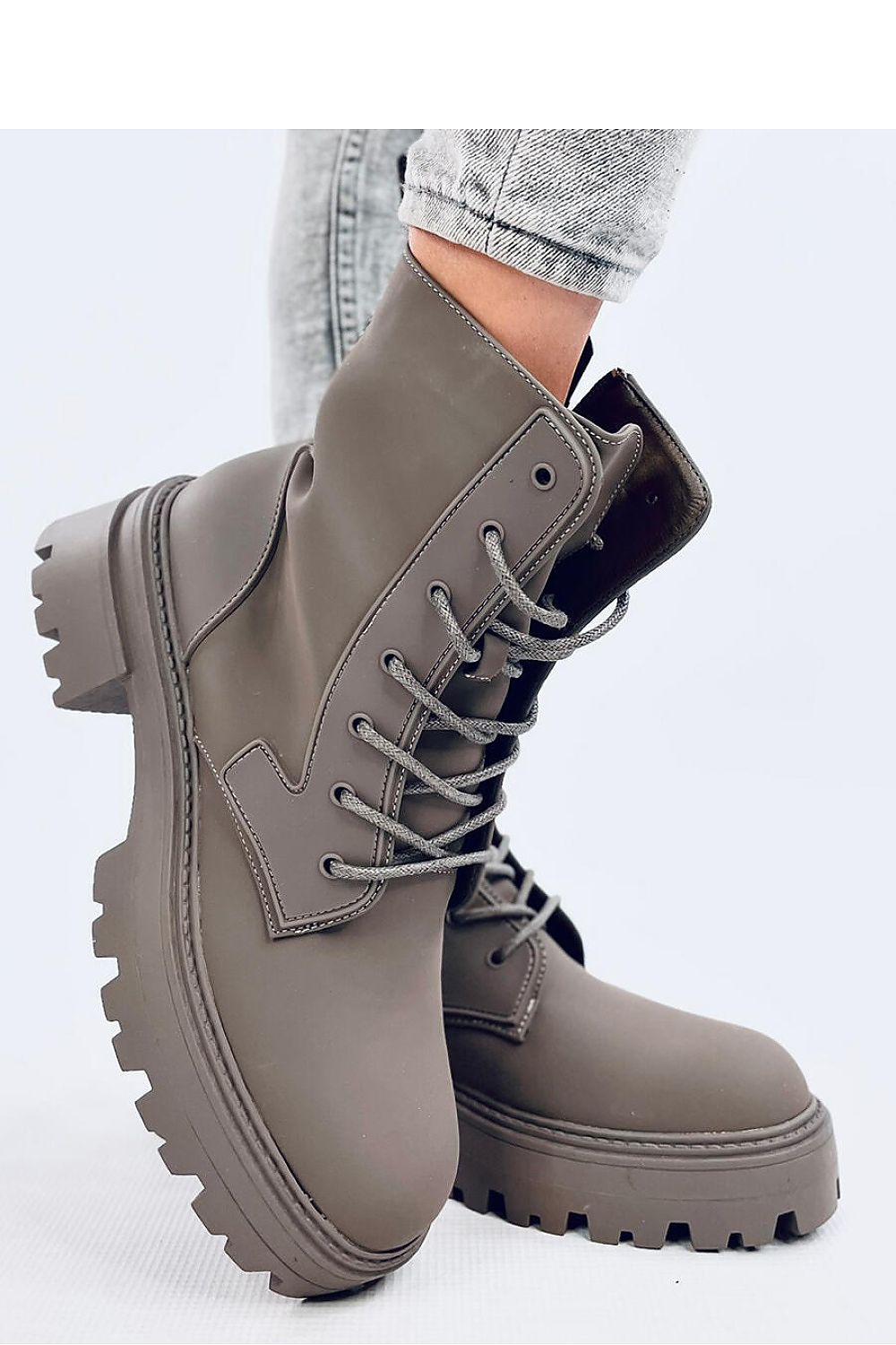 Bottes model 203040 Inello | Matterhorn_Category_/FEMME/Chaussures Femme/Bottes et boots, Matterhorn_Color_vert, Matterhorn_ProductId_203040, Matterhorn_Type_Bottes, Matterhorn_Vendor_Inello | Inello