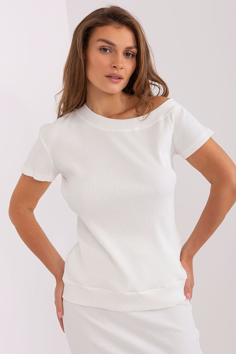 Chemisier model 183529 Relevance | Blouses Femme/Blouses Femme, Matterhorn_Category_/FEMME/V?tements Femme/Chemises Femme, Matterhorn_ColorGroup_Relevance_8932, Matterhorn_Type_Chemisier, Matterhorn_Vendor_Relevance, Tuniques | Relevance