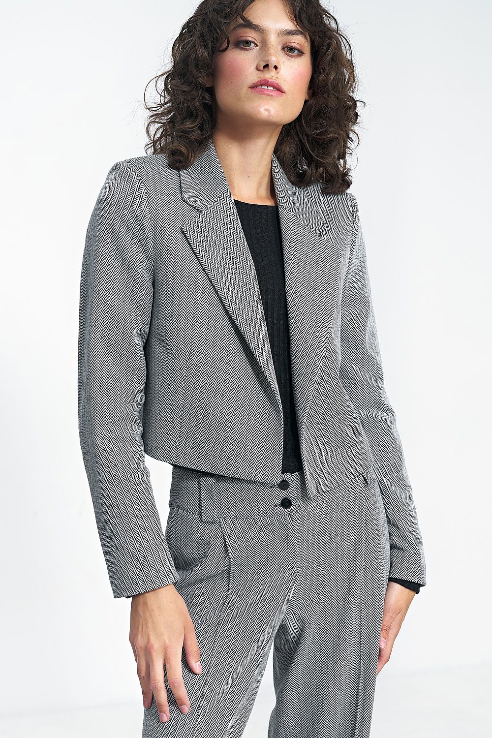 Blazer femme model 185189 Nife